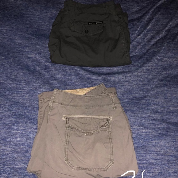 Pants, different sizes and styles - Picture 3 of 3